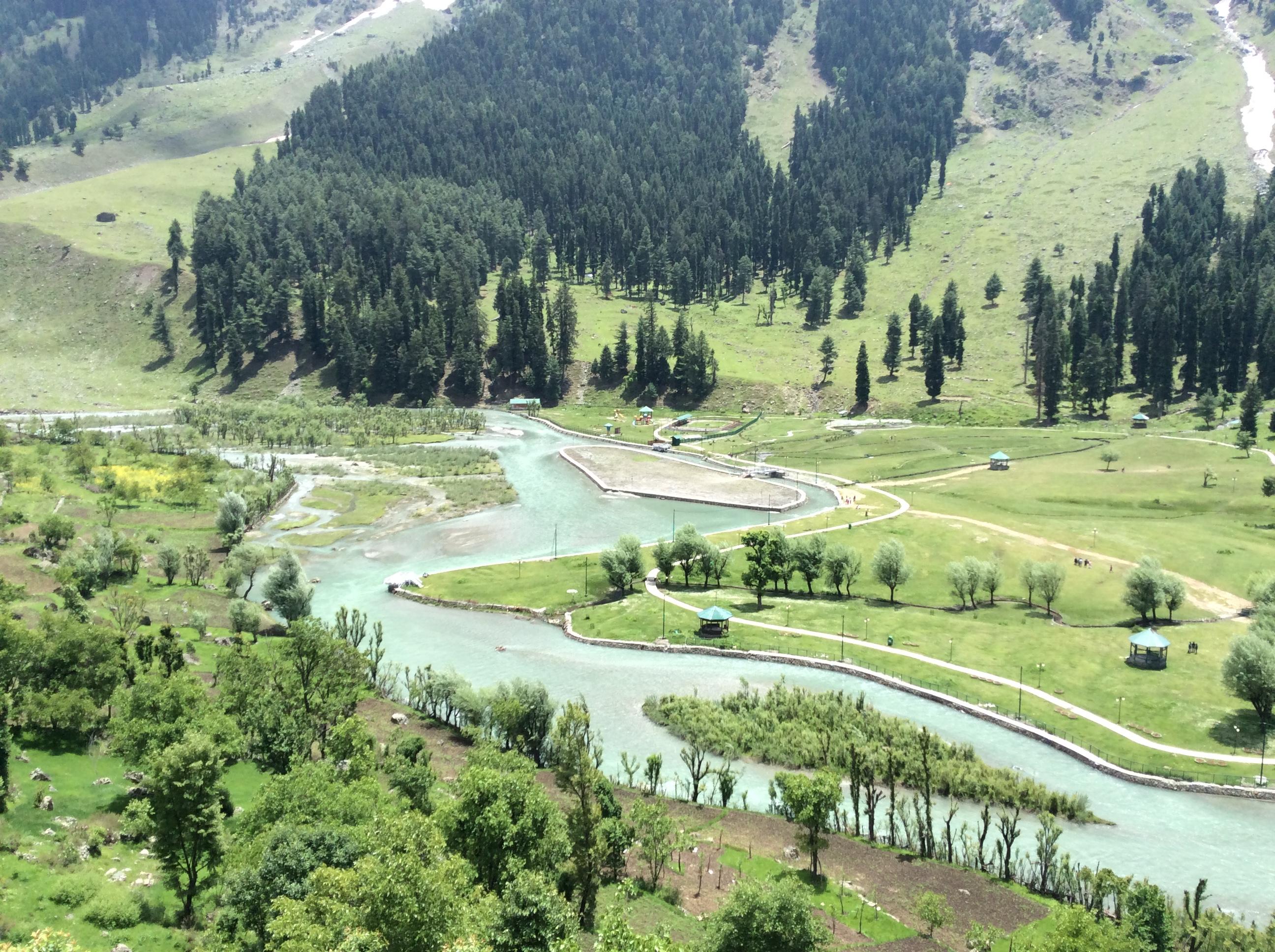 Kashmir Group Tour Packages